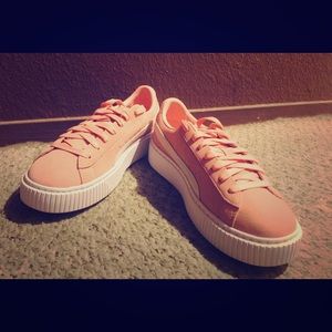Puma Suede platform Sneakers